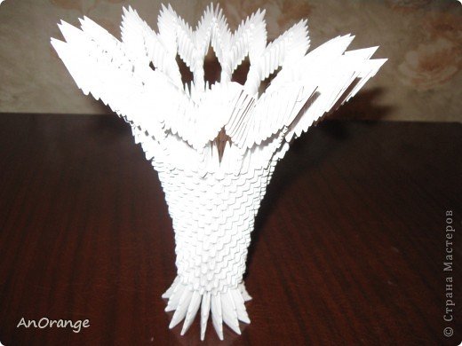 Модульное оригами ваза Байтерек
