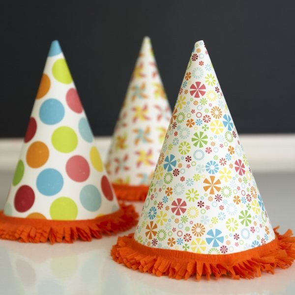 Бумажные конусные шапочки для детского праздника