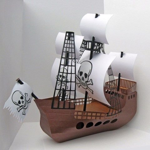 Пиратский корабль из бумаги