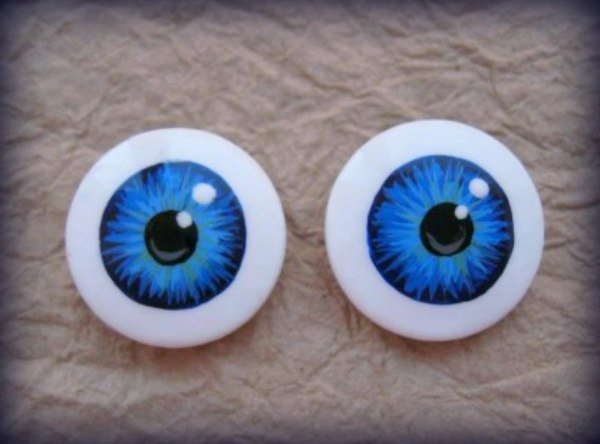 Глазки из пуговиц для игрушек