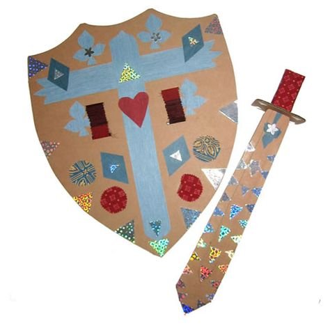 Щиты и мечи для детей из картона