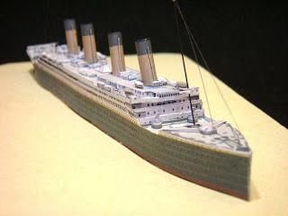 Поделка Титаник
