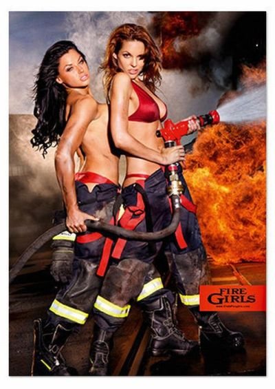 Девушка в форме пожарного фотосессия