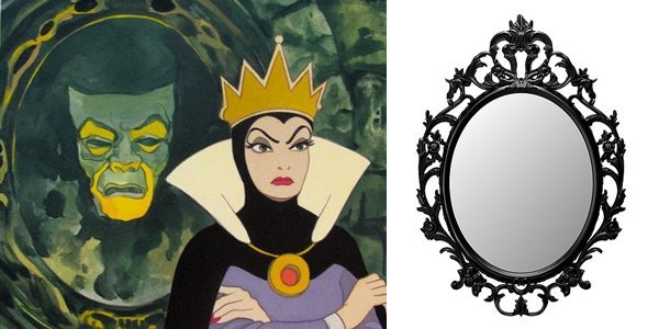 Королева из Белоснежки с зеркалом
