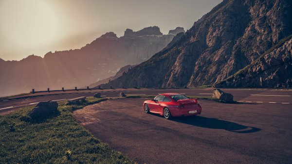 Porsche 911 горы