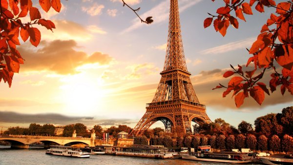 Башня во Франции Эйфелева осень