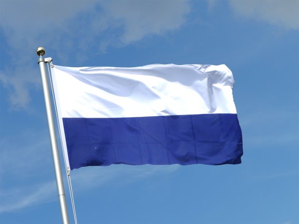 Сине бело голубой флаг