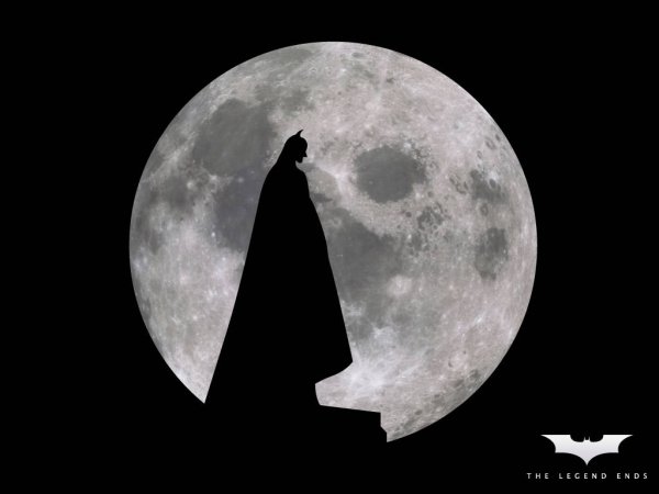 Знак Бэтмена на Луне