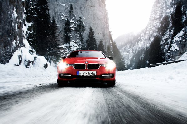 BMW 2022 Snow