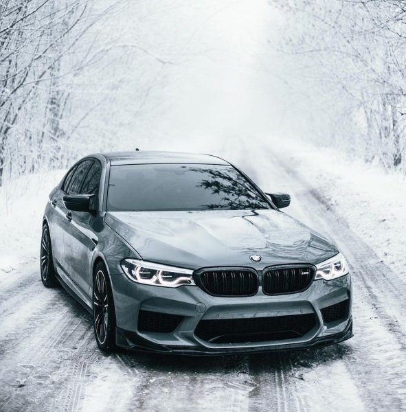 BMW m5 f10 снег