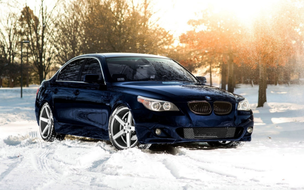 BMW m5 e60 зима