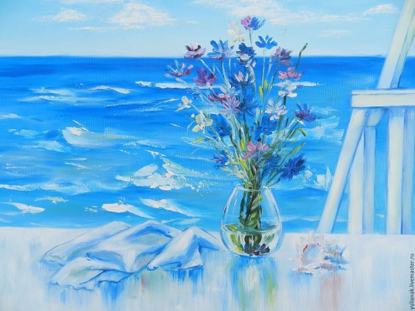 Цветы на фоне моря живопись