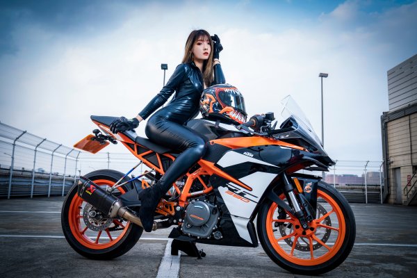 Варвара Преображенская мотоциклистка