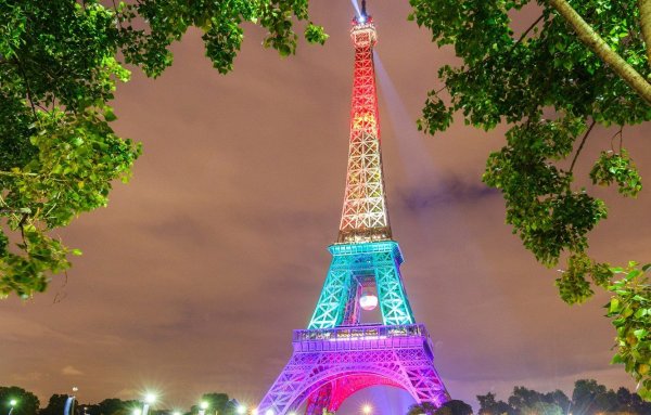 Эйфелева башня (la Tour Eiffel)