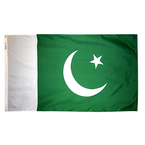 Зелено белый флаг с полумесяцем и звездой
