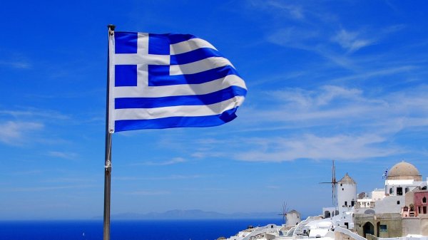 Греческий флаг в Греции
