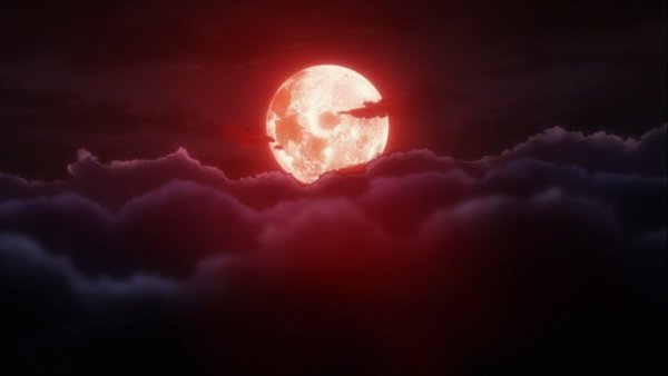 Ночное небо с красной луной