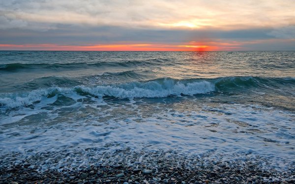 Черное море Сочи волны
