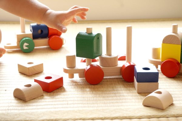 Деревянные игрушки для детей 3 лет