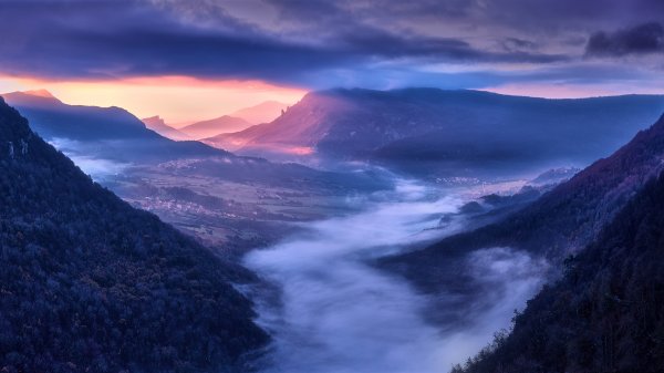 Горы туман панорама