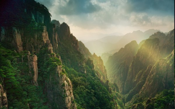 Горы Хуаншань Китай фон