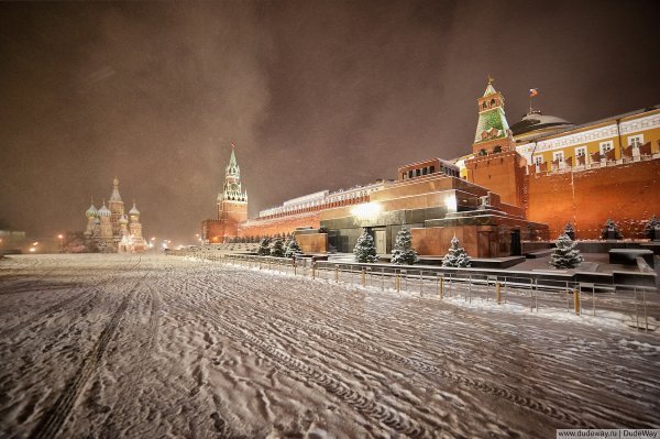 Москва красная площадь зимой Кремль