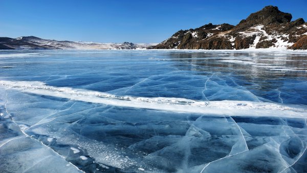 Горячинск Байкал зимой