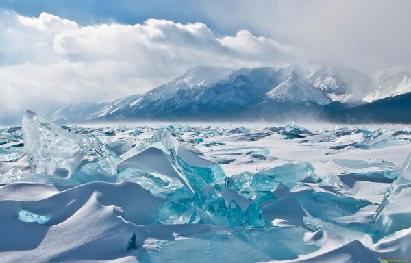 Ледяные Торосы на Байкале