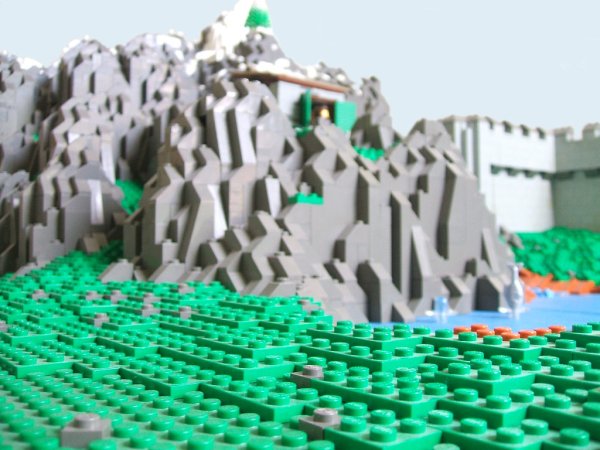 Лего горы с лесом