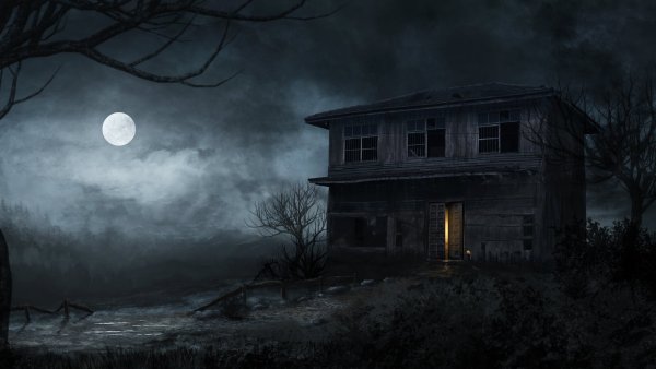 Заброшенный дом ночью