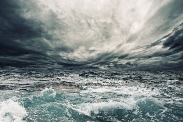 Берингово море шторм