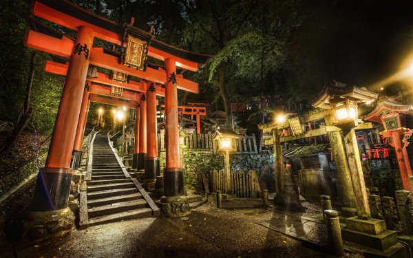 Ворота в Синтоистский храм Япония