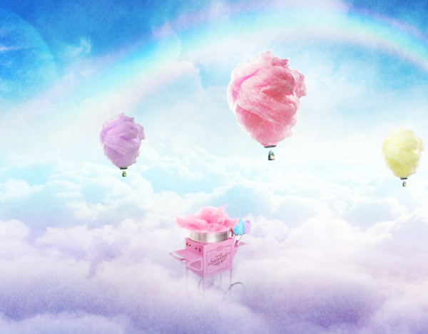 Розовый воздушный шар в небе