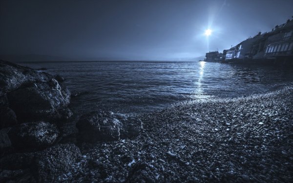 Ночь в море