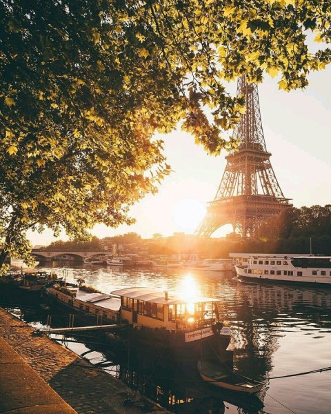 Париж рассвет Эйфелева башня