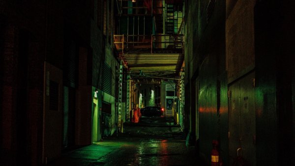 Аниме фон тёмный переулок ночью