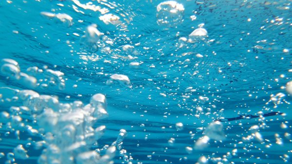 Пузыри под водой