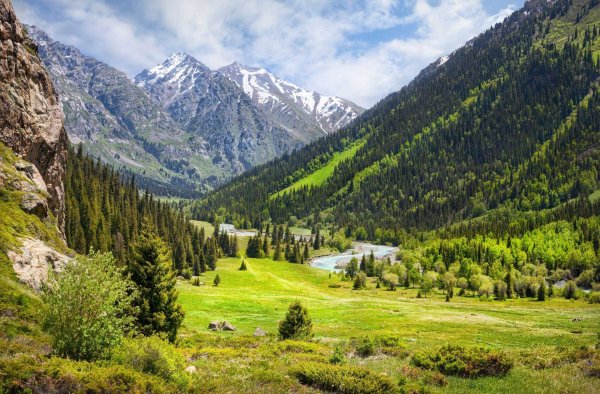 Горы Киргизии Алатау