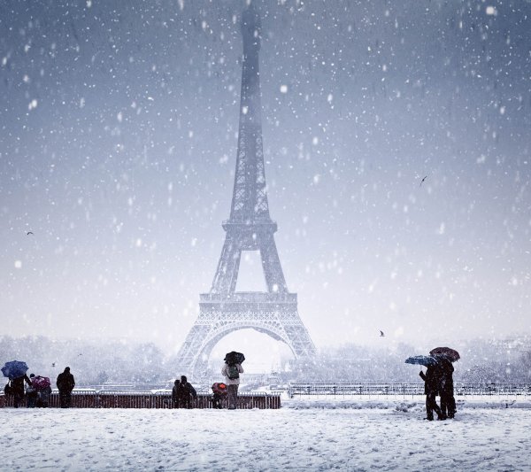 Франция Эйфелева башня зимой