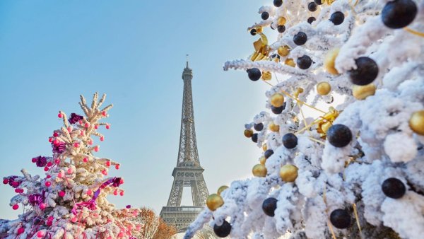 Париж новый год Эйфелева башня