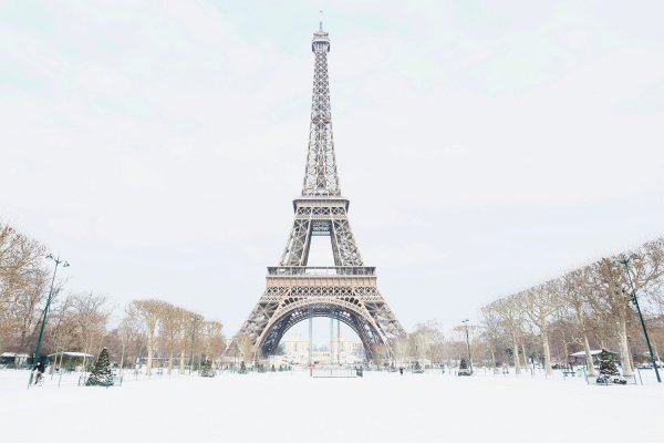Франция Париж зимой