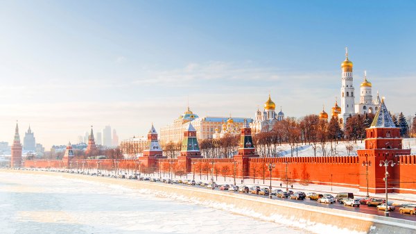 Кремль зима