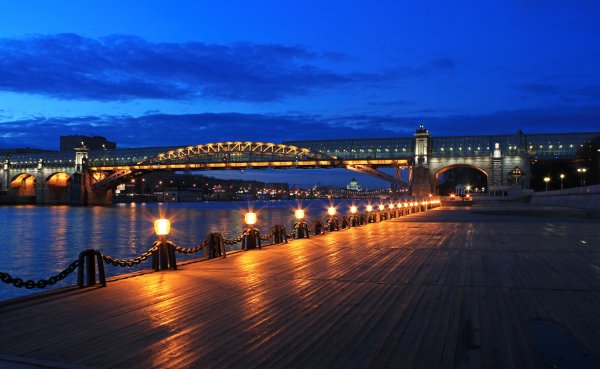 Андреевский мост (Санкт-Петербург)