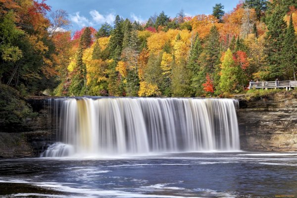 Штат Кентукки Камберлендские водопады