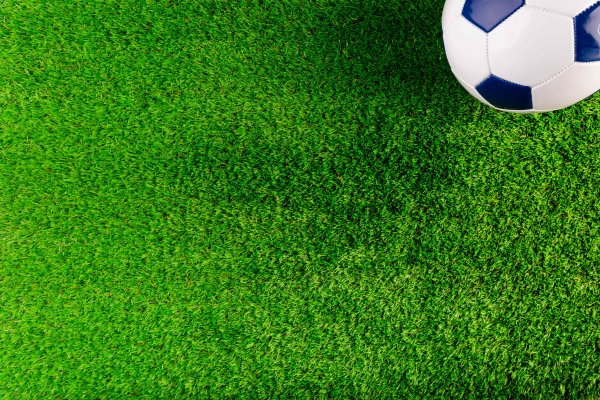 Футбольный газон трава