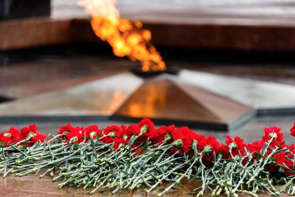 Вечный огонь в честь воинов-интернационалистов в Барнауле