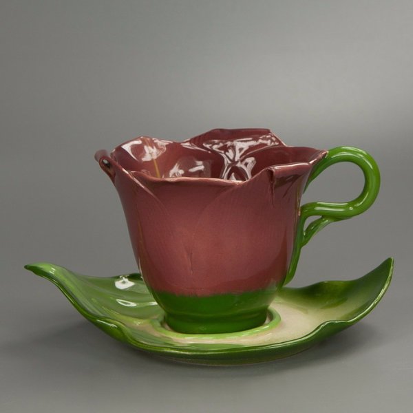 Чашки фарфоровые чайные
