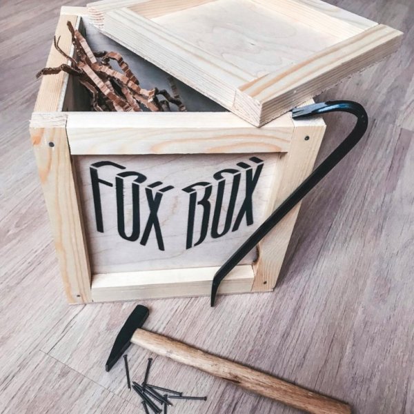 Подарочная коробка деревянная с ломом для мужчин