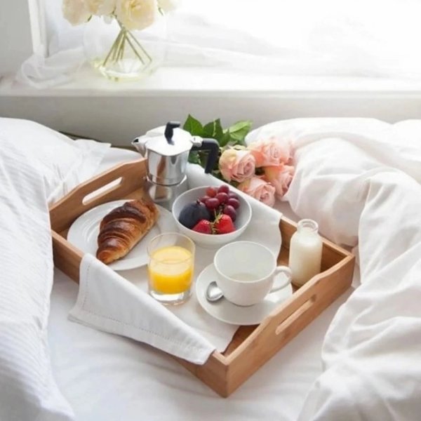 Красивый завтрак в постель