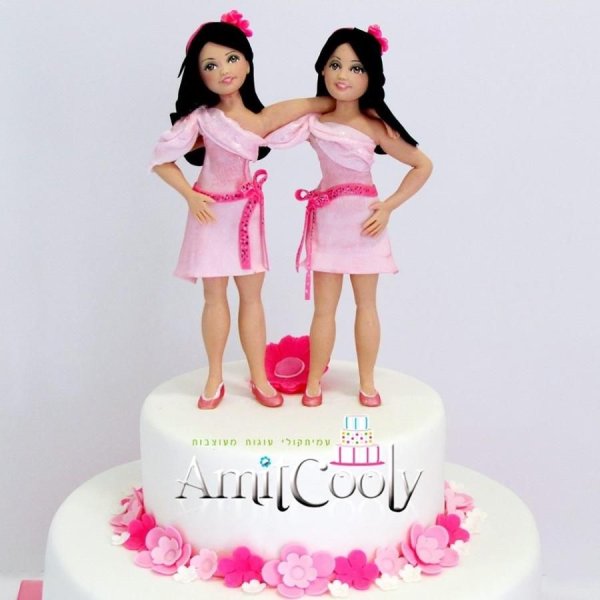 Торт для двойняшек девушек